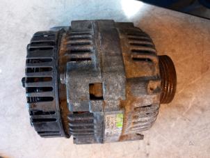 Gebruikte Dynamo Renault Twingo (C06) 1.2 Prijs € 30,00 Margeregeling aangeboden door Umit Sloperij