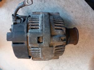 Gebruikte Dynamo Seat Ibiza III (6L1) 1.4 16V 100 Prijs € 45,00 Margeregeling aangeboden door Umit Sloperij