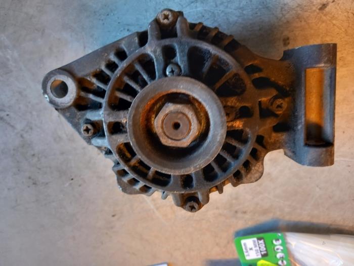 Dynamo van een Mazda 2 (NB/NC/ND/NE) 1.4 16V 2007