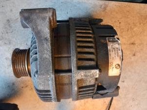 Gebruikte Dynamo BMW 3 serie (E46/4) 318d 16V Prijs € 100,00 Margeregeling aangeboden door Umit Sloperij