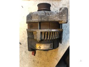 Gebruikte Dynamo BMW 3 serie (E46/4) 318d 16V Prijs € 75,00 Margeregeling aangeboden door Umit Sloperij