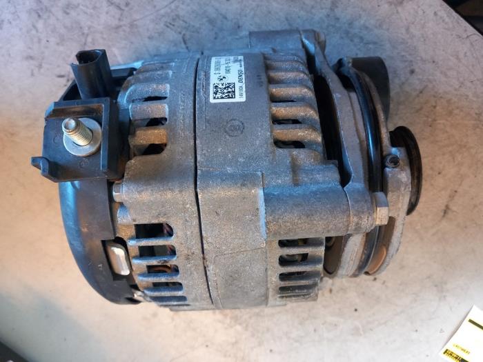 Gebruikte Dynamo BMW 1 serie (F20) 120i 1.6 16V Prijs € 150,00 Margeregeling aangeboden door Umit Sloperij