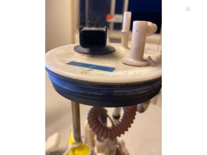 Gebruikte Benzinepomp Chevrolet Matiz 0.8 Van Prijs € 30,00 Margeregeling aangeboden door Umit Sloperij