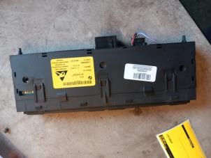 Gebruikte Schakelaar BMW 5 serie (E60) 520d 16V Corporate Lease Prijs € 40,00 Margeregeling aangeboden door Umit Sloperij