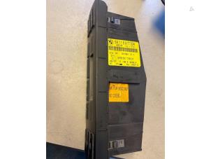 Gebruikte Climatronic Paneel BMW 3 serie (E46/4) 316i Prijs € 30,00 Margeregeling aangeboden door Umit Sloperij