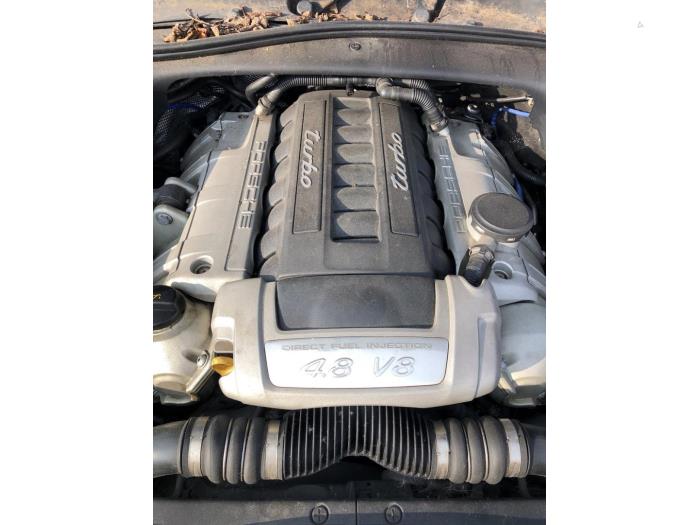 Gebruikte Motor Porsche Cayenne (9PA) 4.8 V8 32V Turbo Prijs € 4.500,00 Margeregeling aangeboden door Umit Sloperij