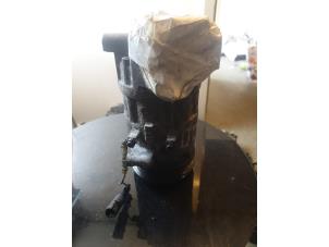 Gebruikte Pomp Airco BMW 3 serie Touring (E46/3) 316i 16V Prijs € 50,00 Margeregeling aangeboden door Umit Sloperij