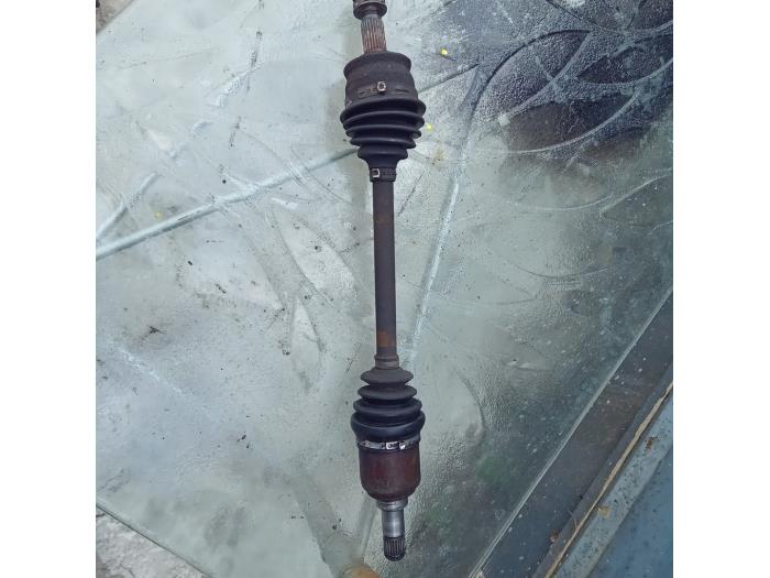 Gebruikte Steekas links-voor Fiat Punto II (188) 1.2 16V Prijs € 30,00 Margeregeling aangeboden door Umit Sloperij