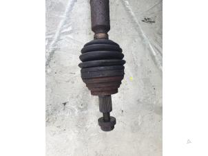 Gebruikte Steekas links-achter Volkswagen Golf V (1K1) 1.9 TDI 4Motion Prijs € 50,00 Margeregeling aangeboden door Umit Sloperij