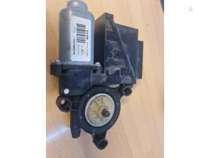 Gebruikte Raammotor Portier Skoda Fabia Prijs € 50,00 Margeregeling aangeboden door Umit Sloperij