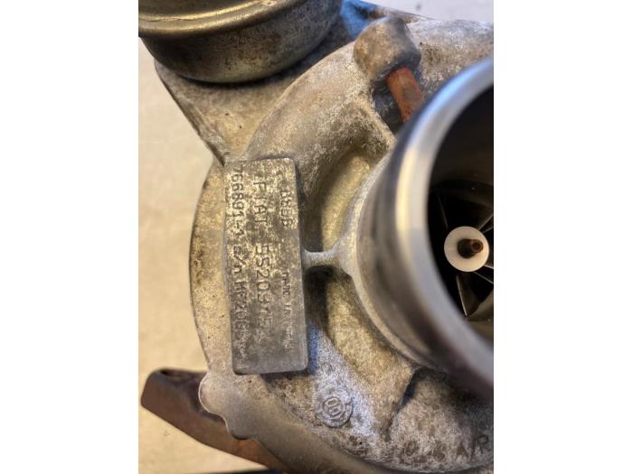 Gebruikte G-lader Fiat Bravo (198A) 1.6 JTD Multijet 120 Prijs € 100,00 Margeregeling aangeboden door Umit Sloperij