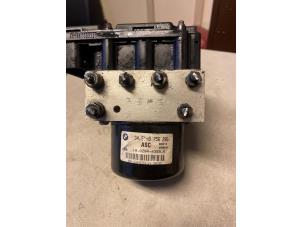 Gebruikte ABS Pomp BMW 3 serie Compact (E46/5) 316ti 16V Prijs € 50,00 Margeregeling aangeboden door Umit Sloperij