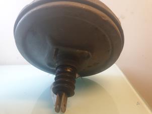 Gebruikte Rembol Mercedes C (W202) 1.8 C-180 16V Prijs € 40,00 Margeregeling aangeboden door Umit Sloperij