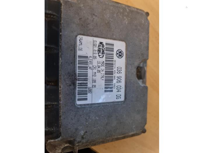 Gebruikte Inspuitcomputer Seat Ibiza III (6L1) 1.4 16V 100 Prijs € 70,00 Margeregeling aangeboden door Umit Sloperij