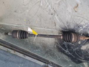 Gebruikte Cardanas links-voor (VWA) Suzuki Swift (ZA/ZC/ZD1/2/3/9) 1.3 VVT 16V Prijs € 35,00 Margeregeling aangeboden door Umit Sloperij