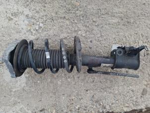 Gebruikte Mac Phersonpoot rechts-voor Mercedes A (W176) 1.8 A-180 CDI 16V Autom. Prijs € 70,00 Margeregeling aangeboden door Umit Sloperij