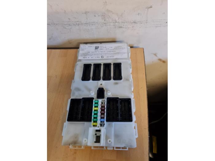 Gebruikte Bodycontrol Module Mini Mini (F56) 2.0 16V John Cooper Works Prijs € 100,00 Margeregeling aangeboden door Umit Sloperij