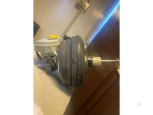 Gebruikte Rembooster Volkswagen Touareg (7PA/PH) 3.0 TDI V6 24V Prijs € 70,00 Margeregeling aangeboden door Umit Sloperij