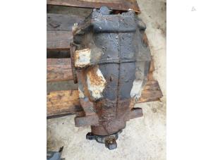 Gebruikte Differentieel achter Mercedes E (W211) 3.0 E-280 V6 24V Prijs € 120,00 Margeregeling aangeboden door Umit Sloperij