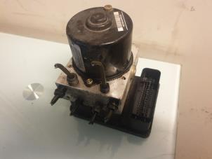 Gebruikte ABS Pomp BMW 3 serie (E46/4) 316i 16V Prijs € 60,00 Margeregeling aangeboden door Umit Sloperij