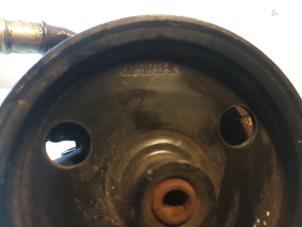 Gebruikte Pomp Servo Ford Ka I 1.3i Prijs € 30,00 Margeregeling aangeboden door Umit Sloperij