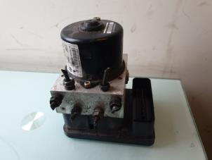 Gebruikte ABS Pomp BMW 3 serie (E46/4) 316i 16V Prijs € 70,00 Margeregeling aangeboden door Umit Sloperij