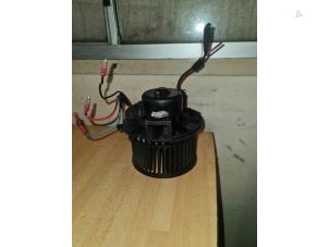 Gebruikte Aanjager Peugeot 307 (3A/C/D) 1.6 16V Prijs € 20,00 Margeregeling aangeboden door Umit Sloperij