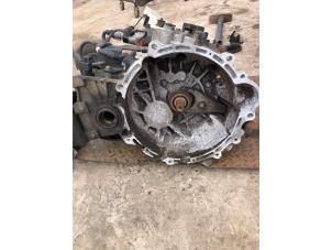 Gebruikte Versnellingsbak Kia Cee'd Sporty Wagon (EDF) 1.6 CRDi 90 16V Prijs € 200,00 Margeregeling aangeboden door Umit Sloperij