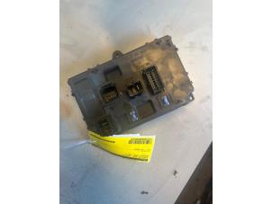 Gebruikte Computer Body Control Peugeot 5008 I (0A/0E) 1.6 HDiF 16V Prijs € 30,00 Margeregeling aangeboden door Umit Sloperij