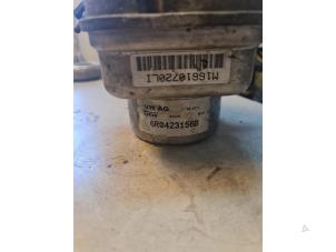 Gebruikte Pomp Servo Volkswagen Polo V (6R) 1.2 TDI 12V BlueMotion Prijs € 60,00 Margeregeling aangeboden door Umit Sloperij