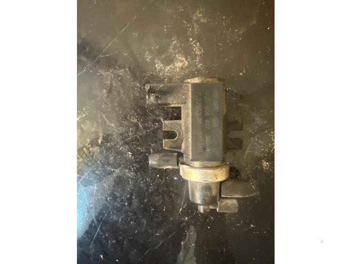 Gebruikte Druksensor Volkswagen Passat (3B3) 1.9 TDI 130 4Motion Prijs € 10,00 Margeregeling aangeboden door Umit Sloperij