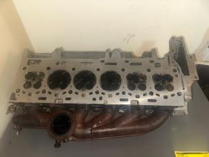 Gebruikte Cilinderkop BMW 5 serie (F10) 530d 24V Prijs € 500,00 Margeregeling aangeboden door Umit Sloperij