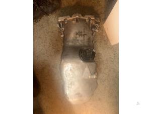 Gebruikte Carterpan Volkswagen Crafter 2.5 TDI 30/32/35/46/50 Prijs € 80,00 Margeregeling aangeboden door Umit Sloperij