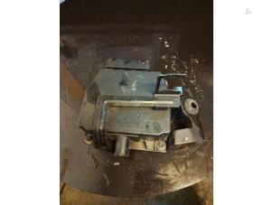 Gebruikte Vacuum Relais Volkswagen Golf V Variant (1K5) 1.9 TDI Prijs € 25,00 Margeregeling aangeboden door Umit Sloperij