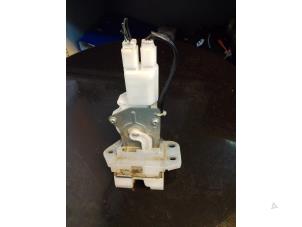 Gebruikte Slotmechaniek Achterklep Suzuki Vitara (LY/MY) 1.4 S Turbo 16V AllGrip Prijs € 20,00 Margeregeling aangeboden door Umit Sloperij