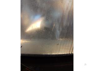 Gebruikte Rechter Koplamp Volkswagen Passat (3B2) 1.9 TDi 90 Prijs € 30,00 Margeregeling aangeboden door Umit Sloperij