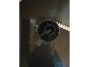 Gebruikte Luchthoeveelheidsmeter Volkswagen Golf V Variant (1K5) 2.0 TDI DRF 16V Prijs € 30,00 Margeregeling aangeboden door Umit Sloperij