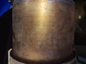 Gebruikte Katalysator Volkswagen Touran (1T1/T2) 1.4 16V TSI 140 Prijs € 150,00 Margeregeling aangeboden door Umit Sloperij