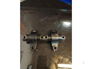 Gebruikte Tuimelaar Volkswagen Caddy III (2KA,2KH,2CA,2CH) 2.0 SDI Prijs € 70,00 Margeregeling aangeboden door Umit Sloperij