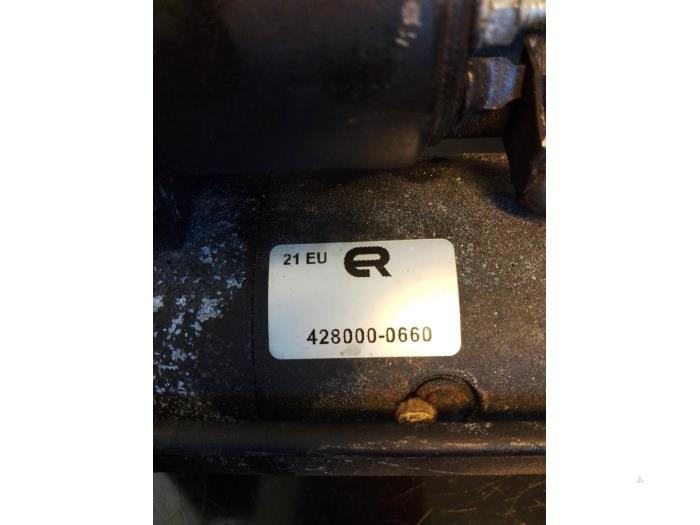 Gebruikte Startmotor BMW 7 serie (E65/E66/E67) 730d 24V Prijs € 40,00 Margeregeling aangeboden door Umit Sloperij