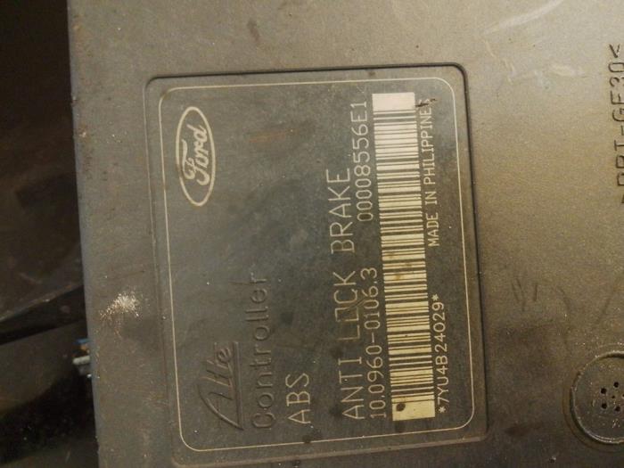 Gebruikte ABS Pomp Ford Fusion 1.4 TDCi Prijs € 40,00 Margeregeling aangeboden door Umit Sloperij