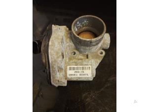 Gebruikte Gasklephuis Ford Focus 2 Wagon 1.4 16V Prijs € 35,00 Margeregeling aangeboden door Umit Sloperij