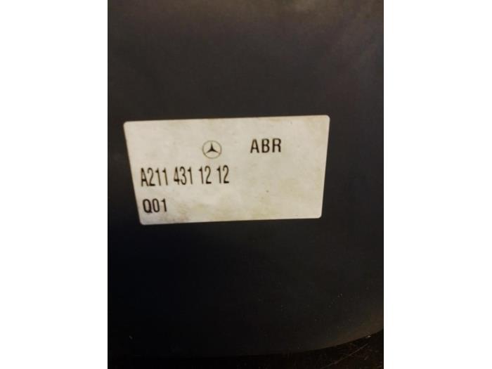Gebruikte ABS Pomp Mercedes E (W211) 2.2 E-200 CDI 16V Prijs € 100,00 Margeregeling aangeboden door Umit Sloperij
