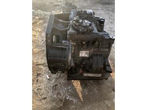 Gebruikte Automaatbak Volkswagen Touran (1T1/T2) 1.6 FSI 16V Prijs € 300,00 Margeregeling aangeboden door Umit Sloperij