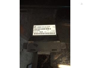 Gebruikte Comfort Module Volkswagen Polo V (6R) 1.6 TDI 16V 90 Prijs € 10,00 Margeregeling aangeboden door Umit Sloperij