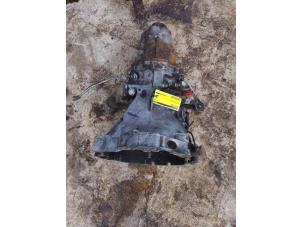 Gebruikte Versnellingsbak Audi A6 (C5) 2.5 TDI V6 24V Prijs € 120,00 Margeregeling aangeboden door Umit Sloperij