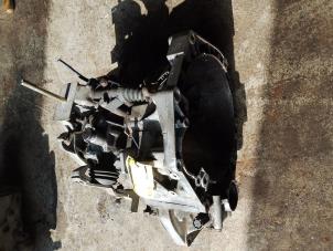 Gebruikte Versnellingsbak Fiat Stilo (192A/B) 1.6 16V 3-Drs. Prijs € 120,00 Margeregeling aangeboden door Umit Sloperij