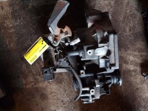 Gebruikte Versnellingsbak Audi A1 (8X1/8XK) 1.6 TDI 16V Prijs € 150,00 Margeregeling aangeboden door Umit Sloperij