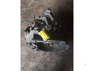 Gebruikte Versnellingsbak Ford Focus 2 Wagon 1.6 TDCi 16V 90 Prijs € 120,00 Margeregeling aangeboden door Umit Sloperij