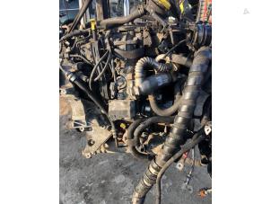 Gebruikte Motor Opel Vivaro 2.5 CDTI DPF Prijs € 1.000,00 Margeregeling aangeboden door Umit Sloperij